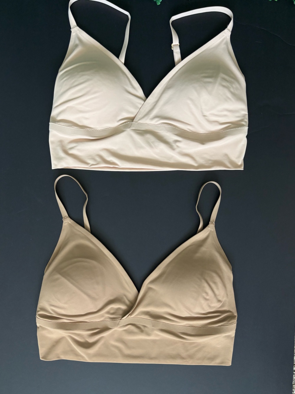 Abercrombie & Fitch Cream and Taupe Seamless Wireless Bralettes (2-Pack)